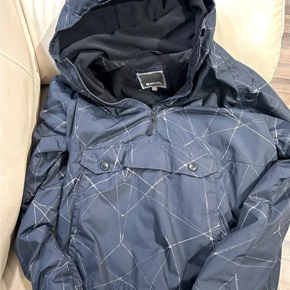 Bench Pullover lightweight jacket - Picture 5 of 6